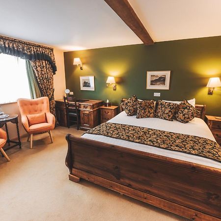 The Auberge Yaxley  Ngoại thất bức ảnh
