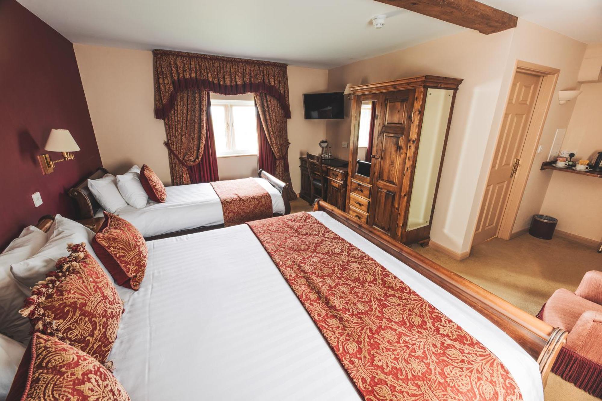 The Auberge Yaxley  Ngoại thất bức ảnh