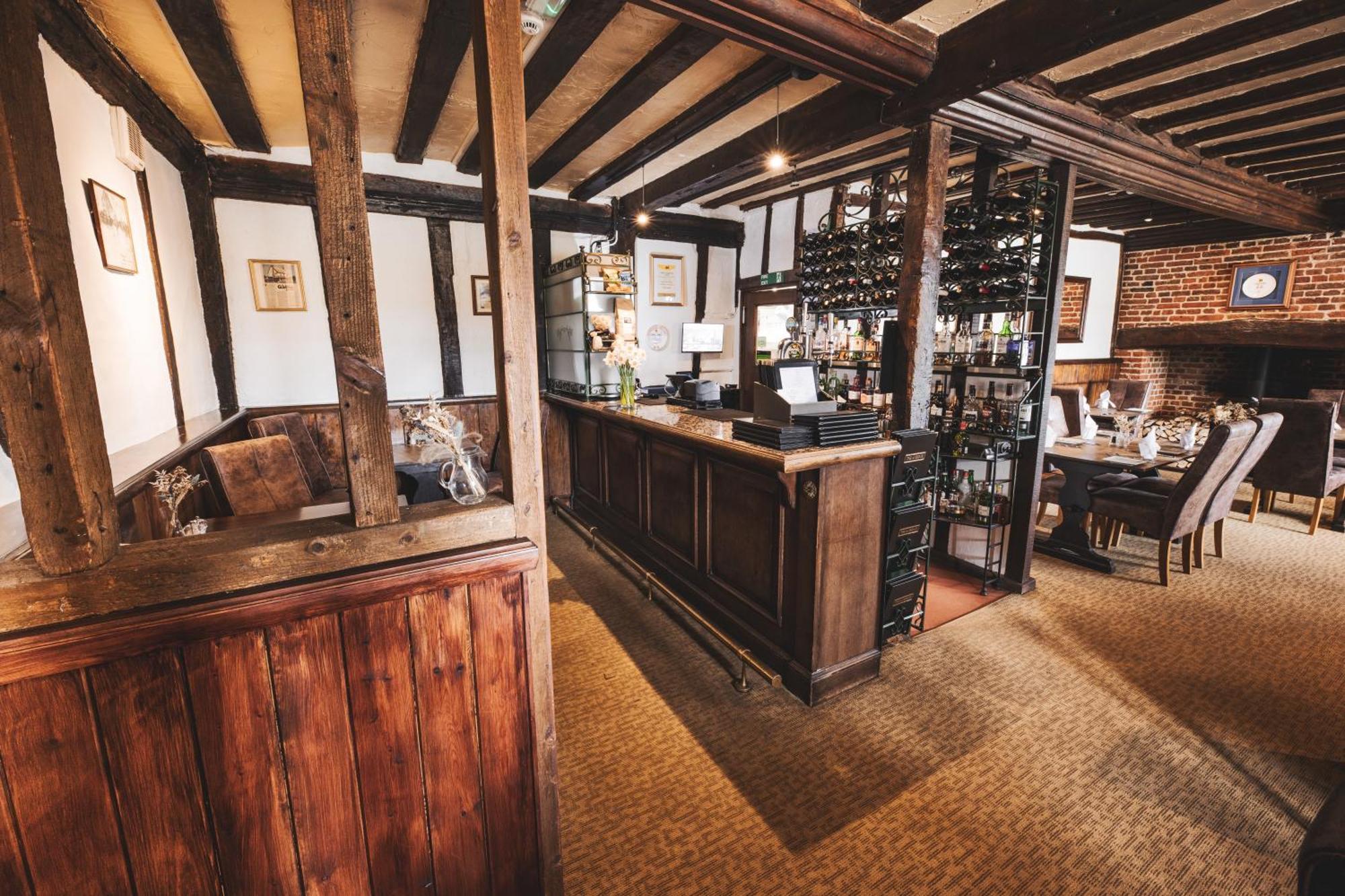 The Auberge Yaxley  Ngoại thất bức ảnh